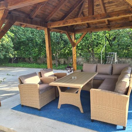Apartamento Nikol Karlovac Exterior foto