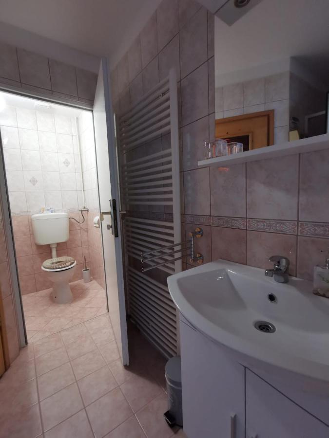 Apartamento Nikol Karlovac Exterior foto