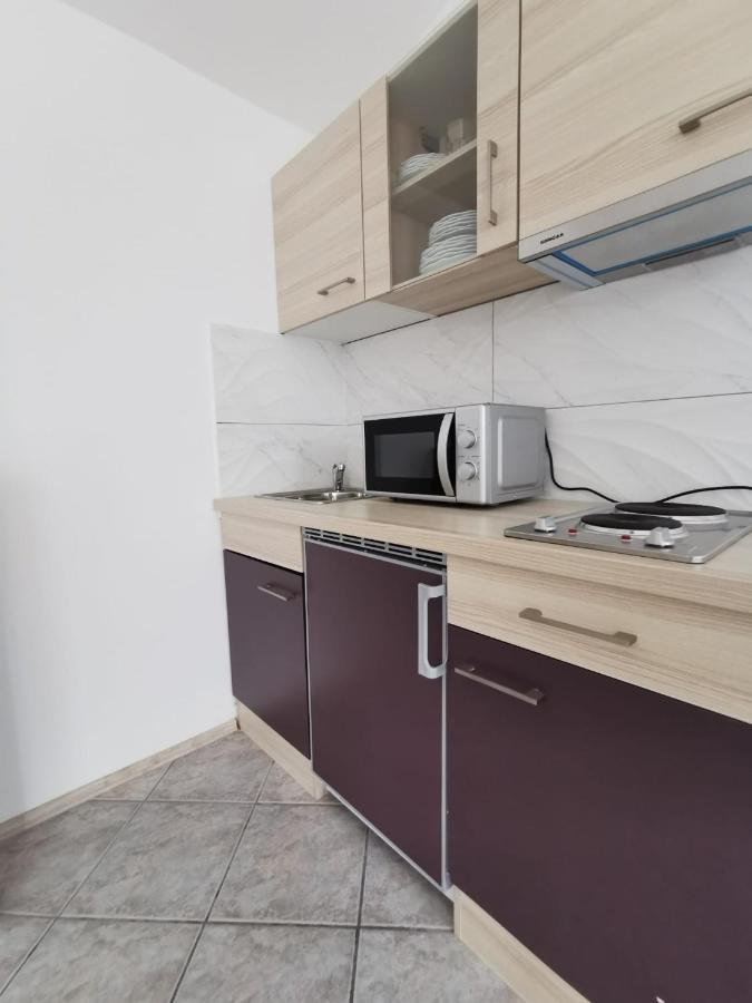 Apartamento Nikol Karlovac Exterior foto