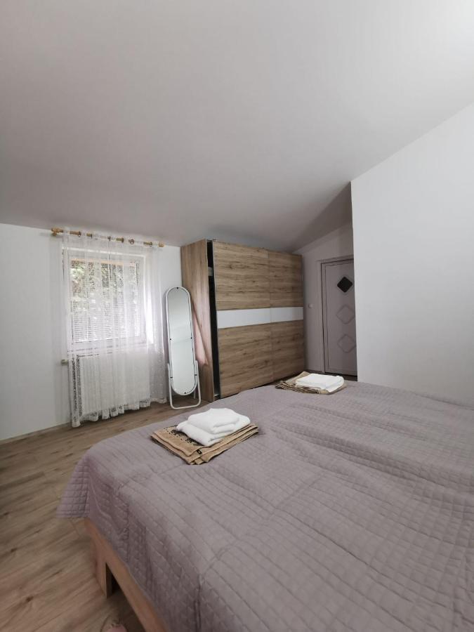 Apartamento Nikol Karlovac Exterior foto