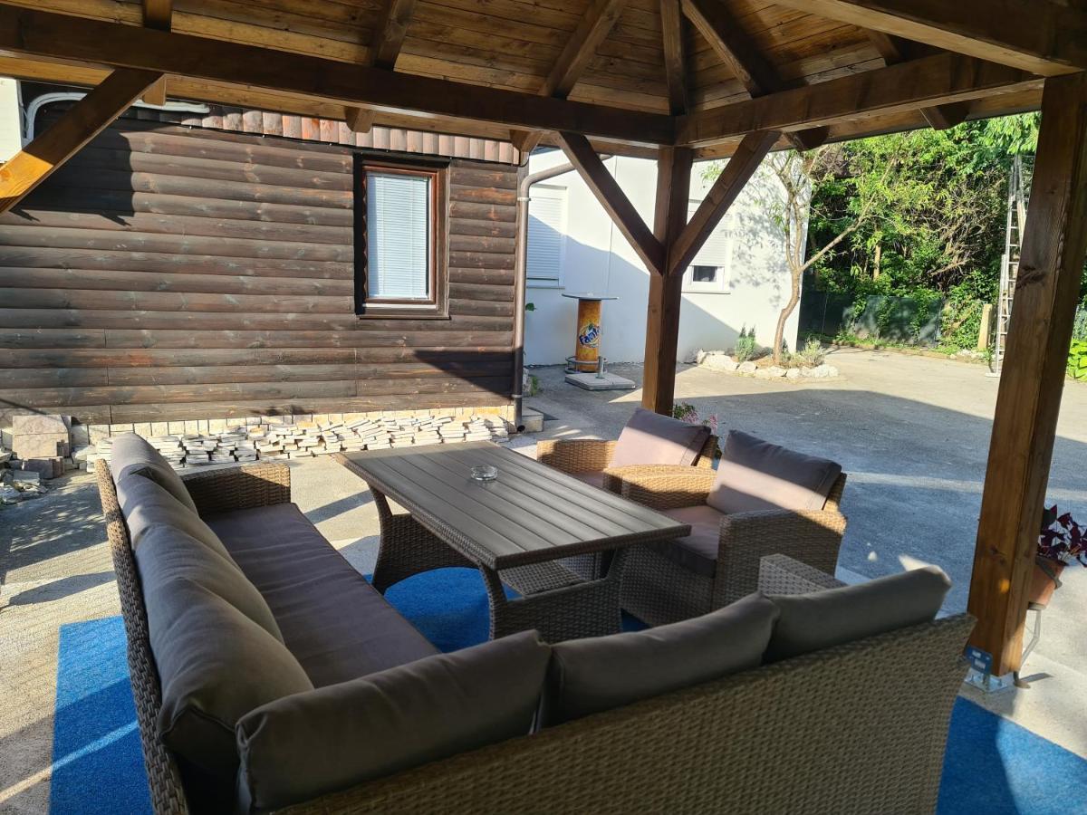 Apartamento Nikol Karlovac Exterior foto